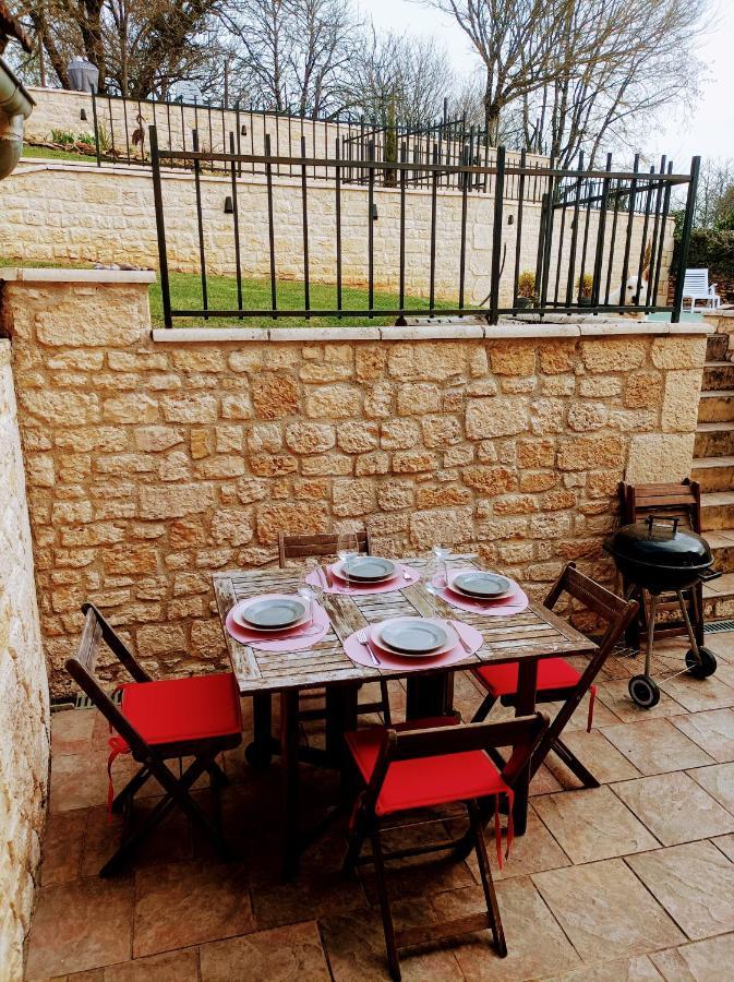 Le Clos De La Musardise - Gites De Charme Avec Piscine Chauffee Salignac Eyvigues 외부 사진